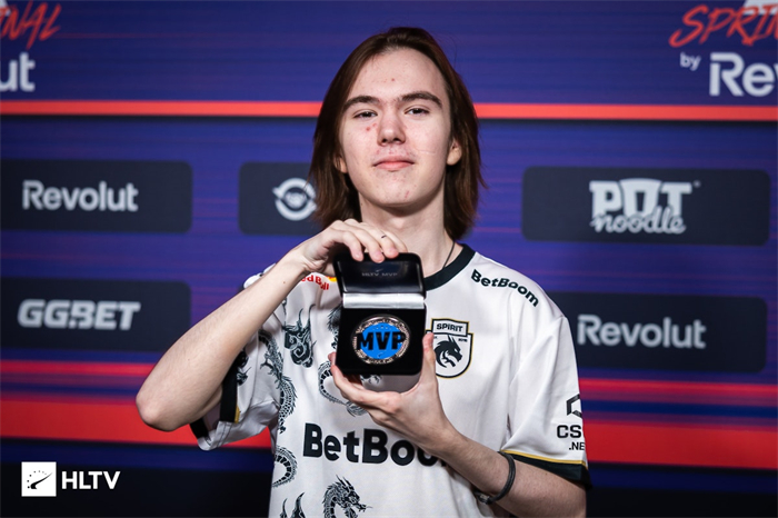 扎金花实战：面对“铁头功”玩家（从不弃牌），你的唯一对策。（扎金花对局：对付“铁头功”（从不弃牌）玩家的唯一解法）